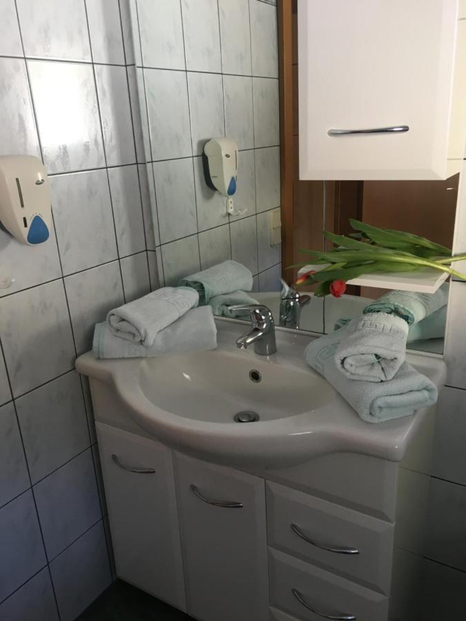 Appartements Caroline Ossiach Exteriör bild